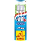 AQUAFRESH Escova de Dentes Média Limpeza Flexível product image